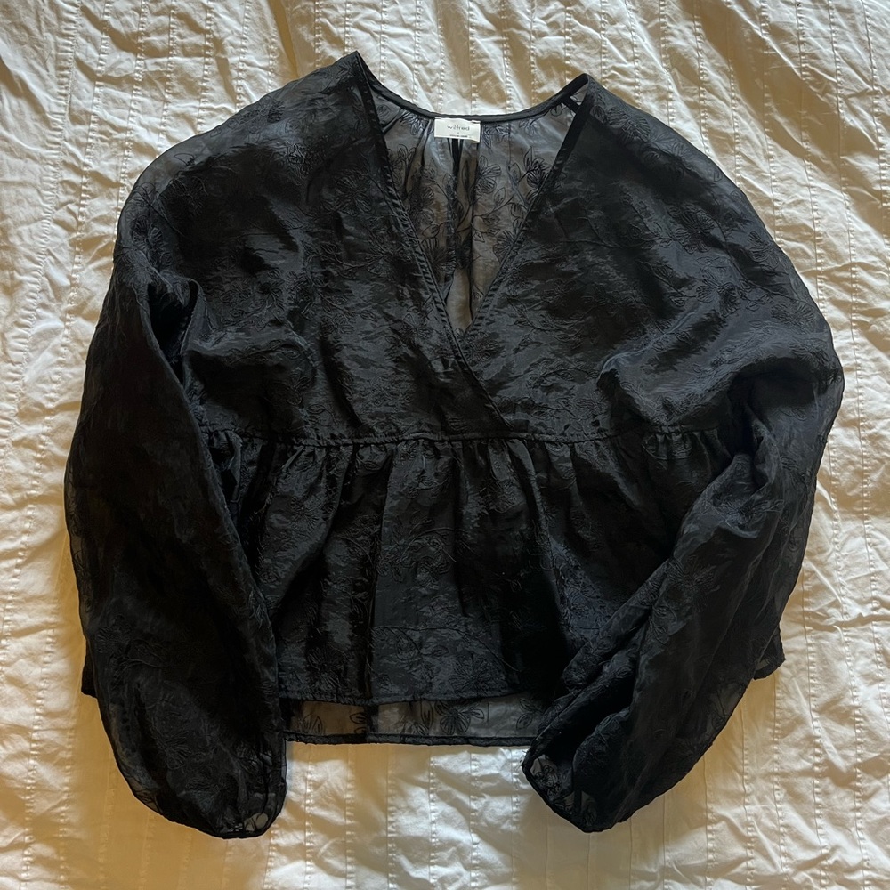 Aritzia top